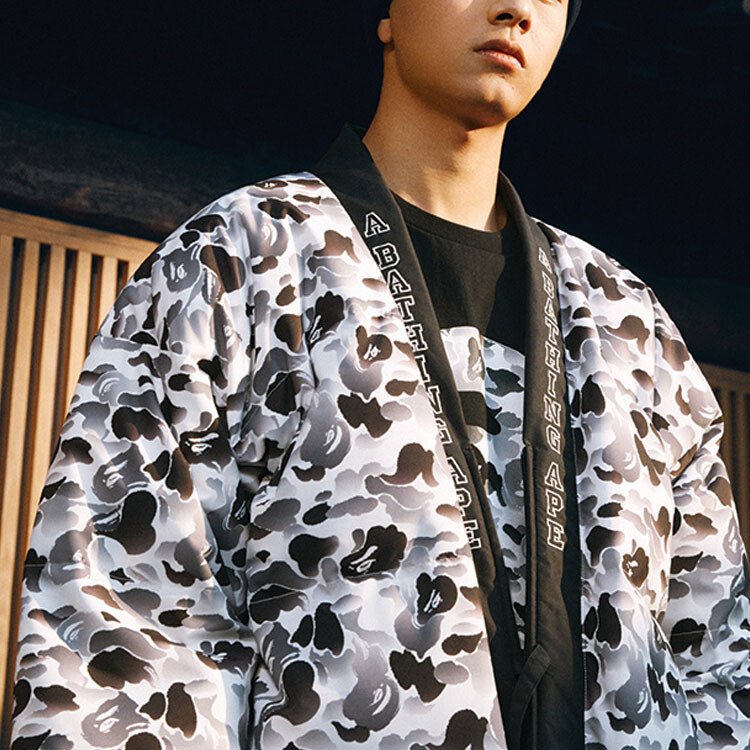 

Пуховик мужской A Bathing Ape, зеленый