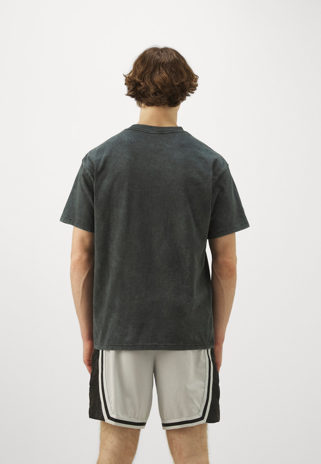 

Футболка с принтом TEE Nike Performance, антрацит