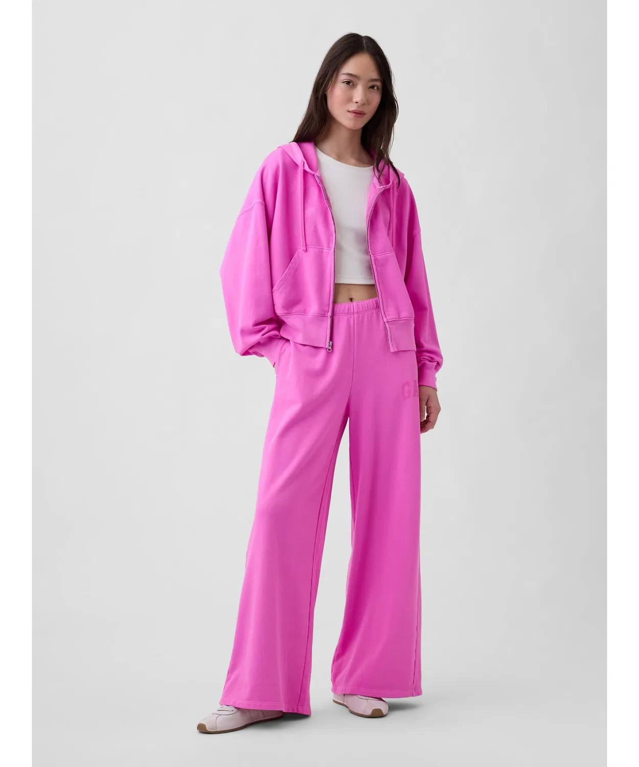 Широкие спортивные штаны GAP с логотипом, из французского трикотажа, черные — фото 4