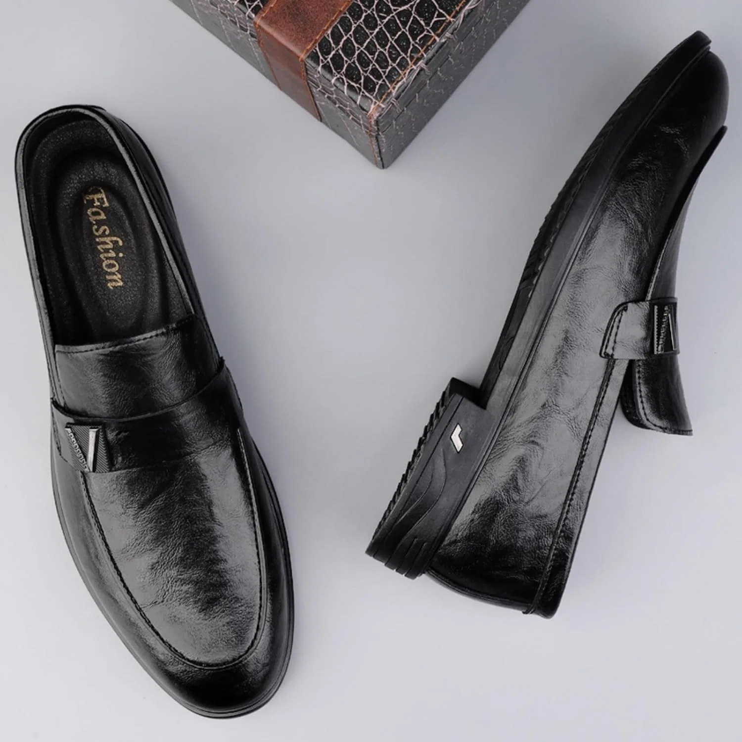 Мокасины кожаные Loafers черные — фото 3