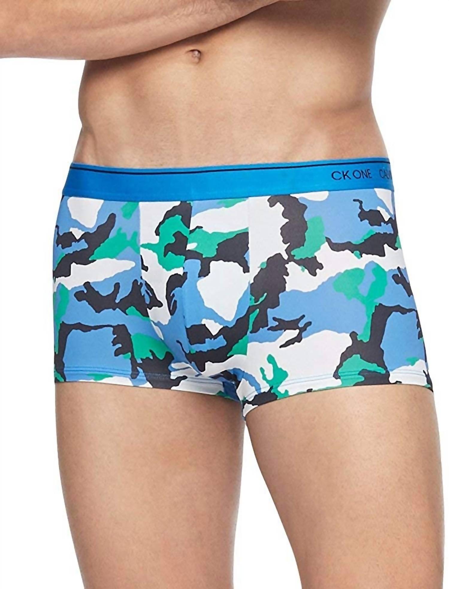 

Трусы-боксеры One Micro в цвете Fergus Camo Chillmark Calvin Klein