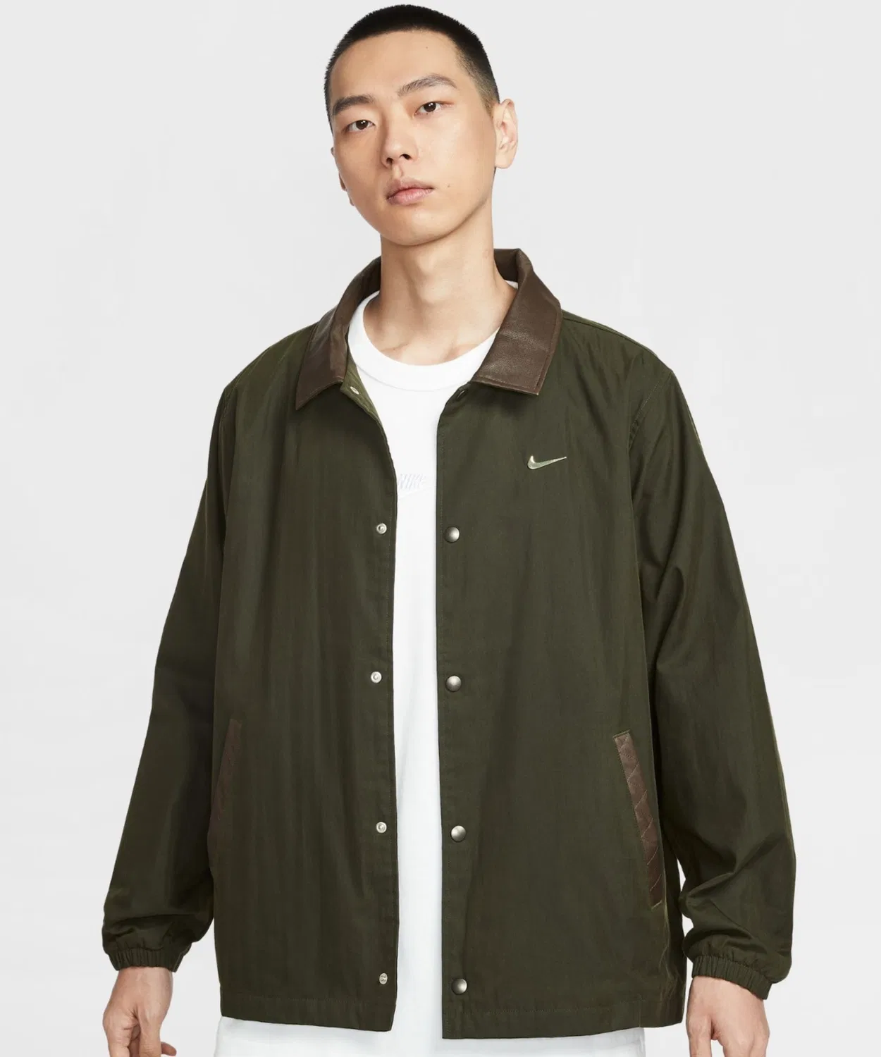 Куртка тренерская Nike Sportswear SSNL+ Coaches Jacket, коричневая — фото 3