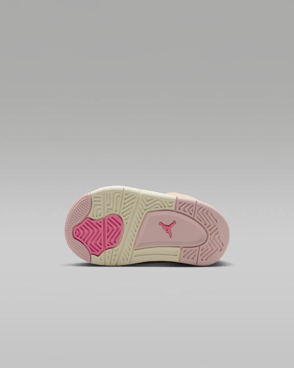 Детские кроссовки Jordan 4 Retro "Pearl Pink and Iced Carmine", Pearl Pink/Coconut Milk/Muslin/Iced Carmine — фото 2