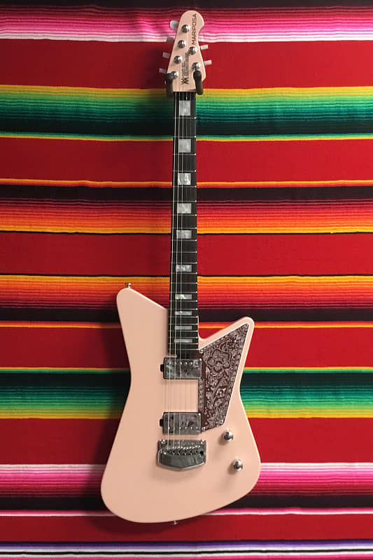 

Электрогитара Ernie Ball/Music Man Mariposa Pueblo Pink 2020