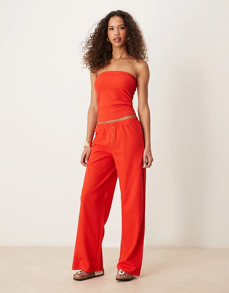 

Широкие вафельные брюки ASOS DESIGN красного цвета