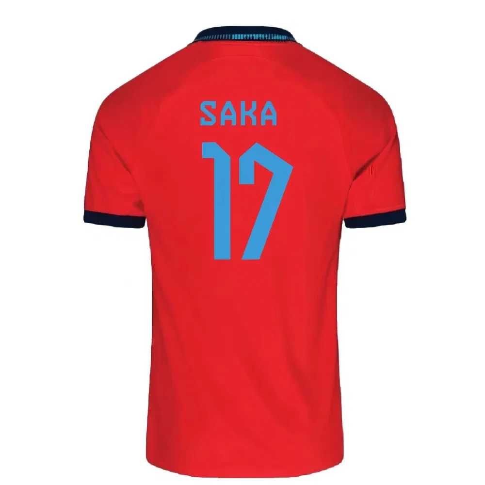Футболка Англия 2022-23 Saka 17 выездная Nike England, красный — фото 2