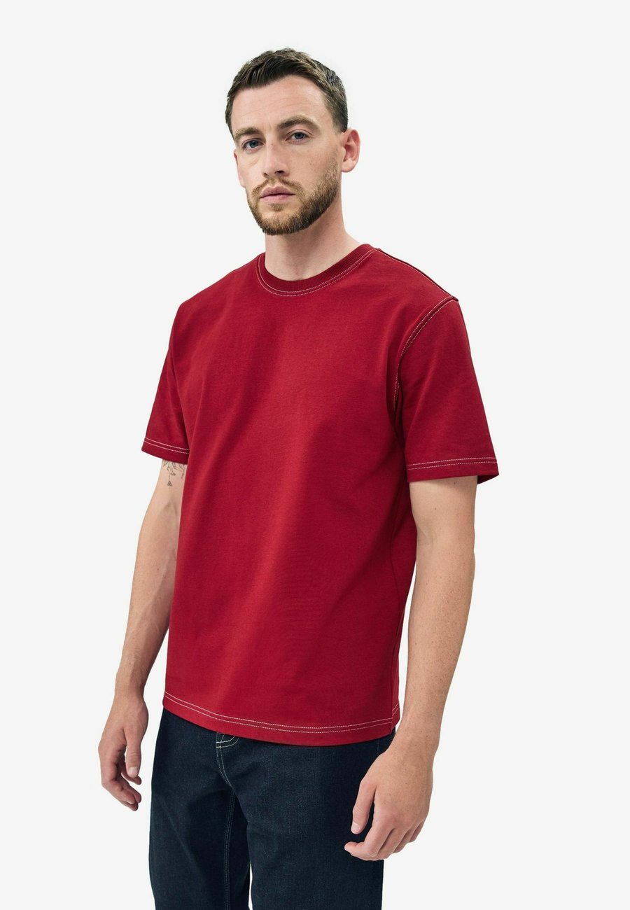 

Футболка Next T-SHIRT., Burgundy Red Contrast Stitch/Red, Красный, Футболка Next T-SHIRT., Burgundy Red Contrast Stitch/Red