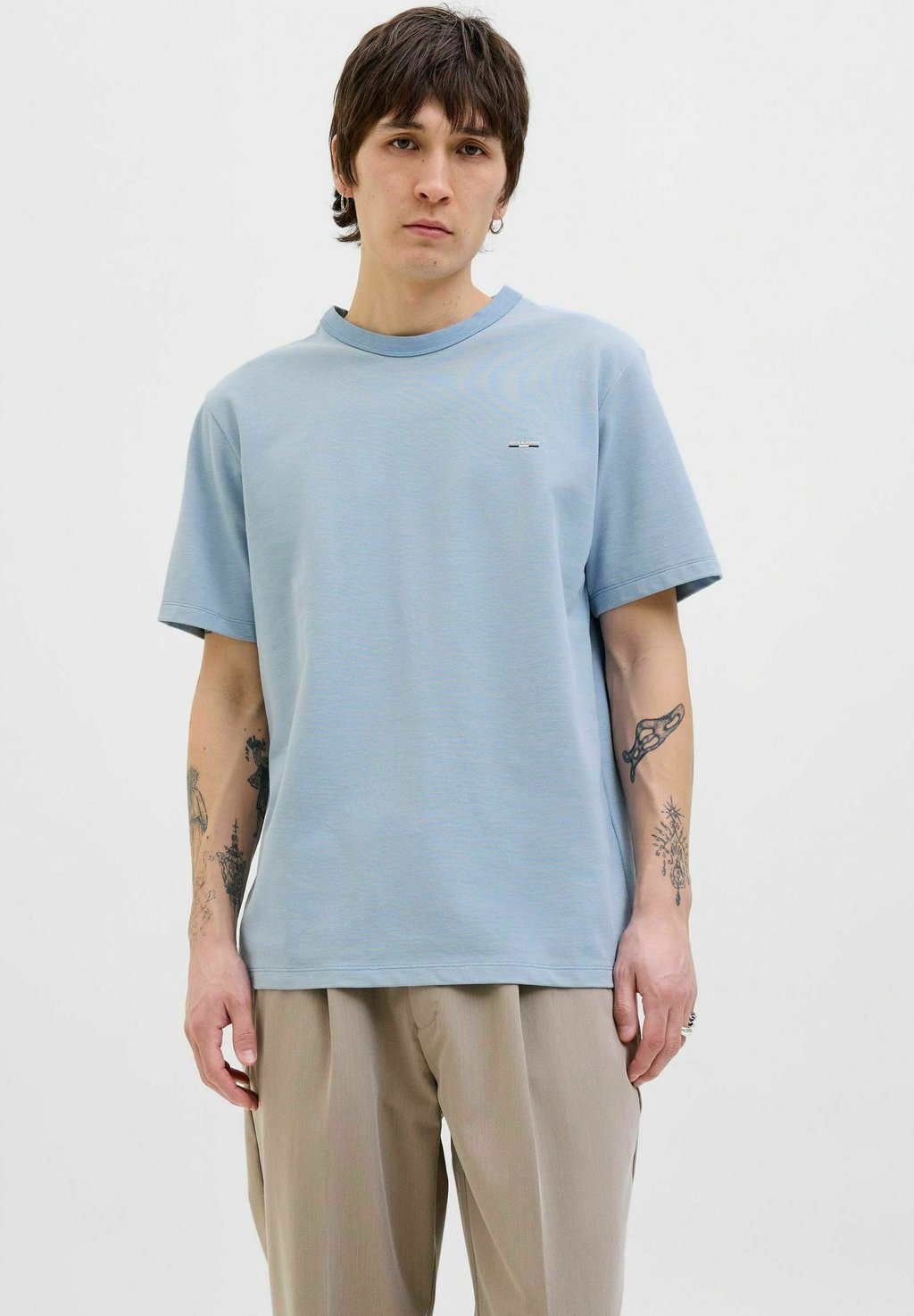 

Базовая футболка LOGO RUNDHALS Jack & Jones PREMIUM, цвет Ashley Blue