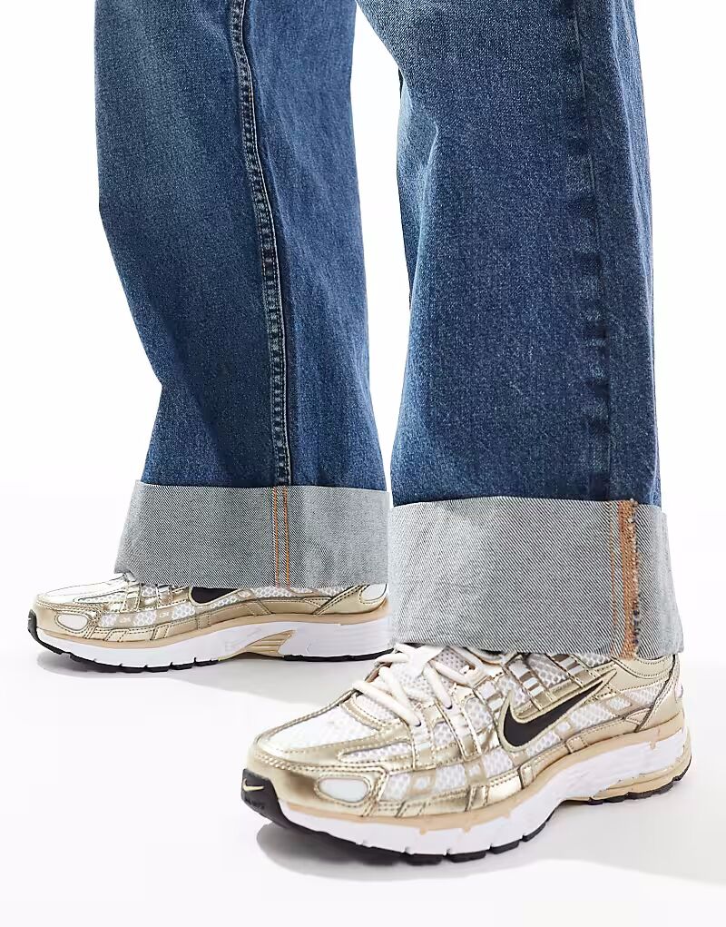 Кроссовки Nike P-6000 белого и золотого цвета