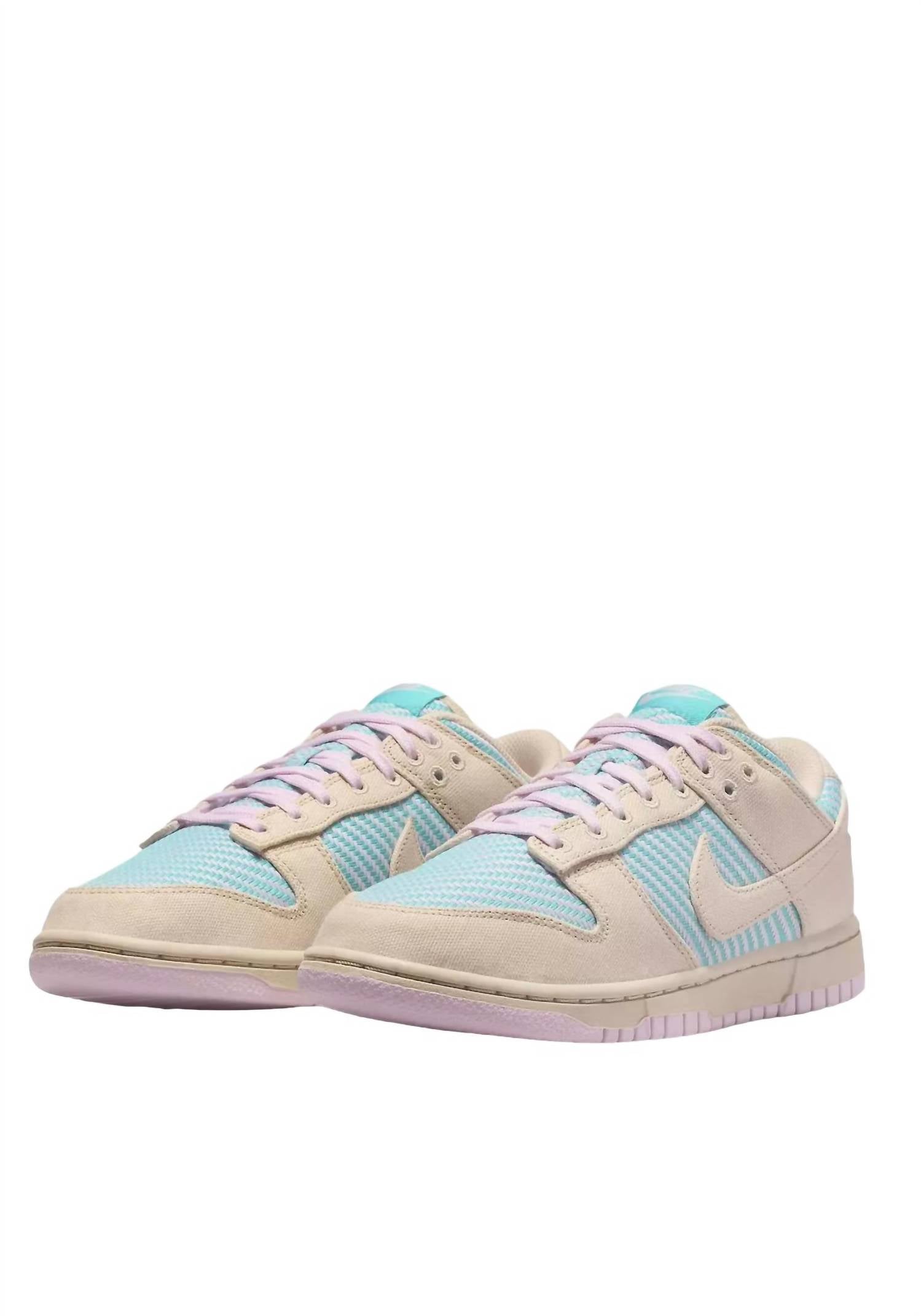 Женские кроссовки Dunk Low Heat Wave в цвете Multi/Sanddrift/Dysty Cactus Nike