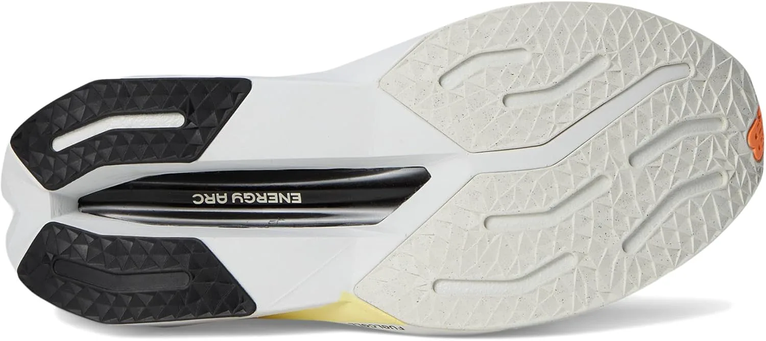 Мужские кроссовки New Balance FuelCell Supercomp Trainer V3, черный — фото 3
