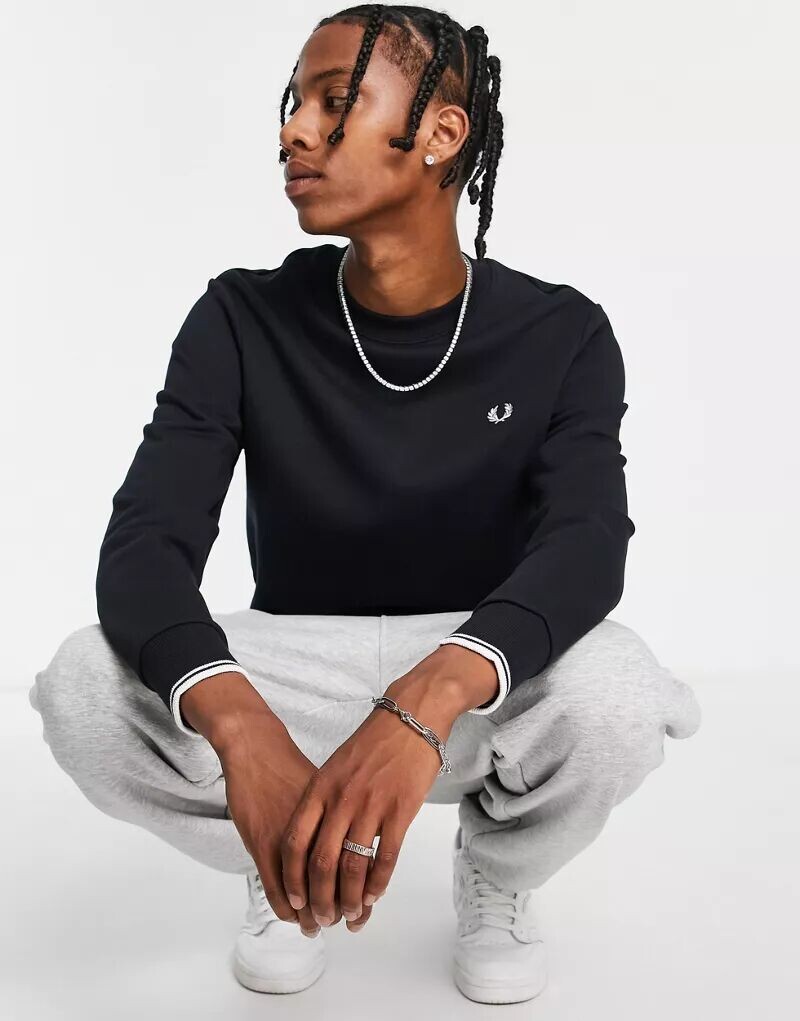 

Темно-синяя толстовка с круглым вырезом Fred Perry