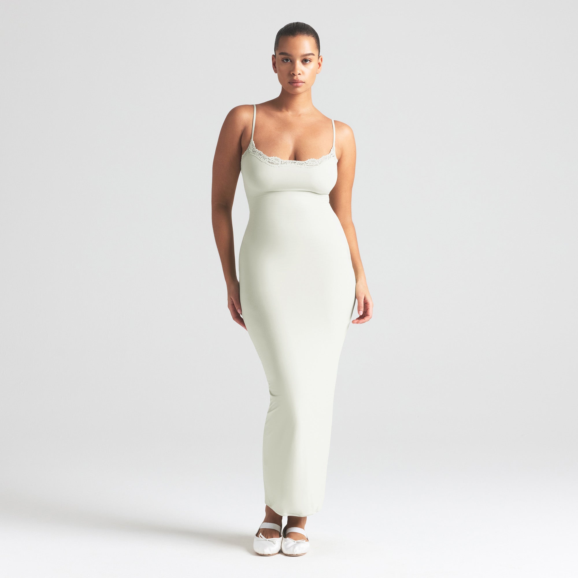 

Длинное платье комбинация SKIMS FITS EVERYBODY LACE, цвет spearmint