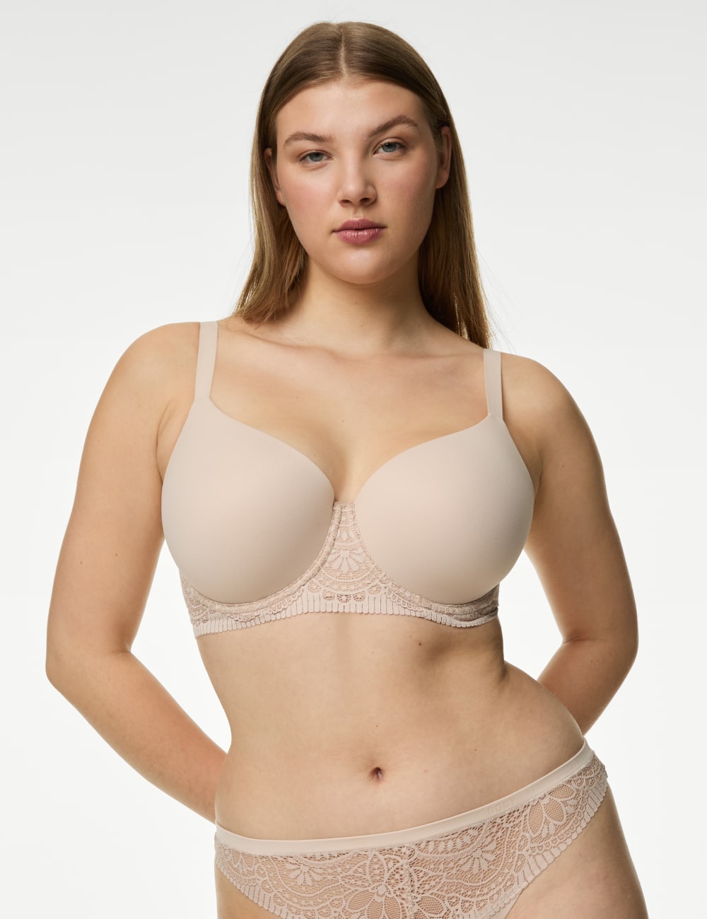 

Мягкий бюстгальтер-футболка с полной чашкой на косточках FH Body by Marks & Spencer, цвет Opaline