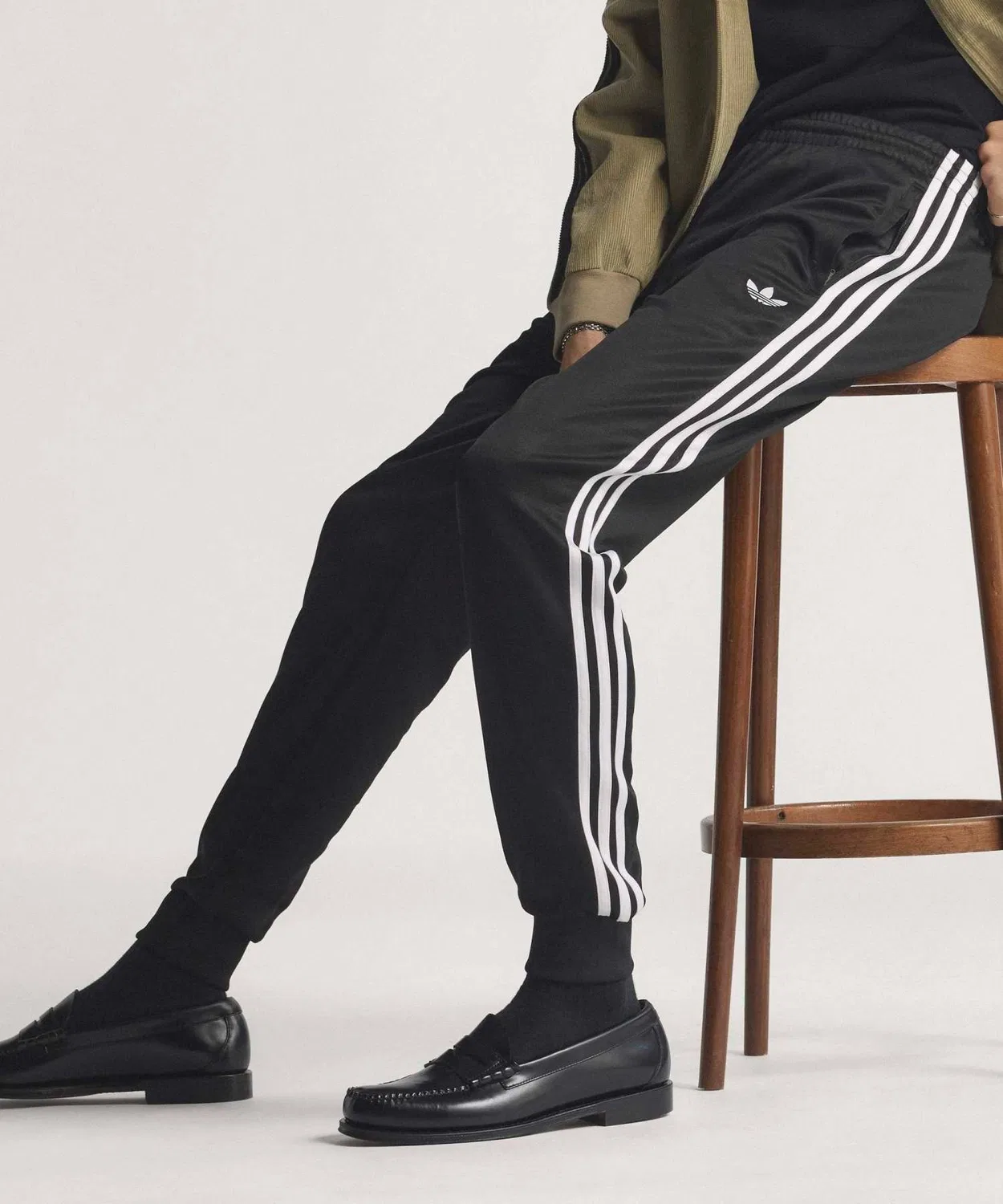 Тренировочные брюки adidas Originals SST, чёрные