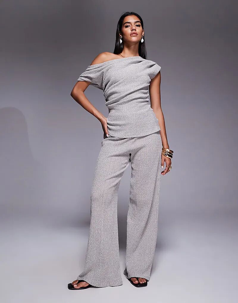 

Текстурированные брюки River Island широкого кроя белого цвета