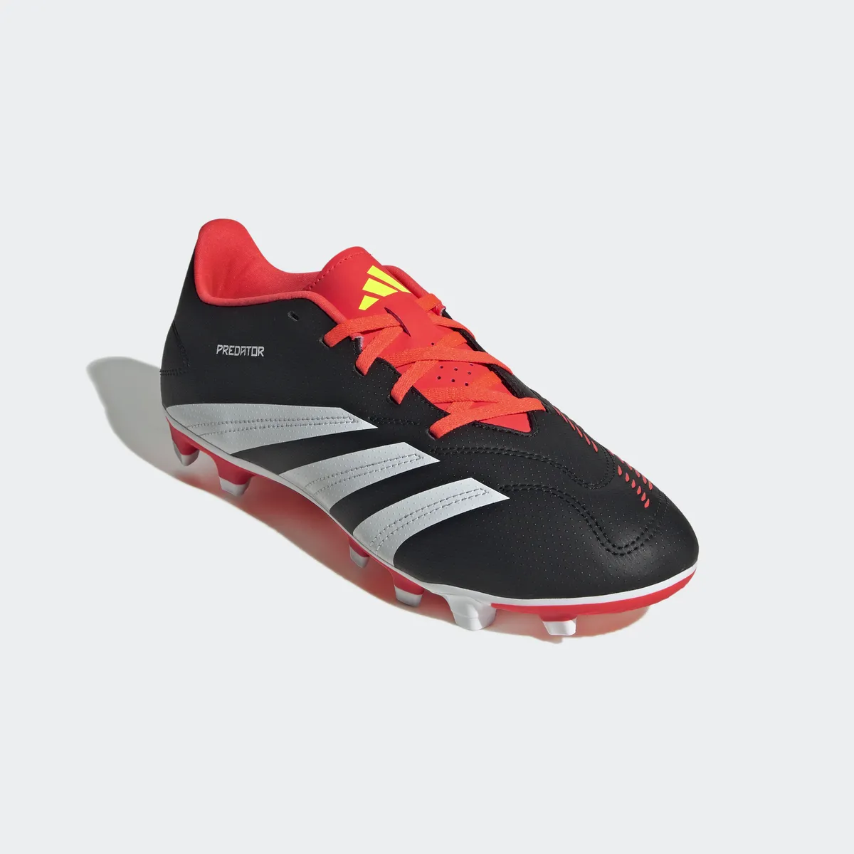 

Футбольные кроссовки Adidas Performance "PREDATOR CLUB FXG", белый