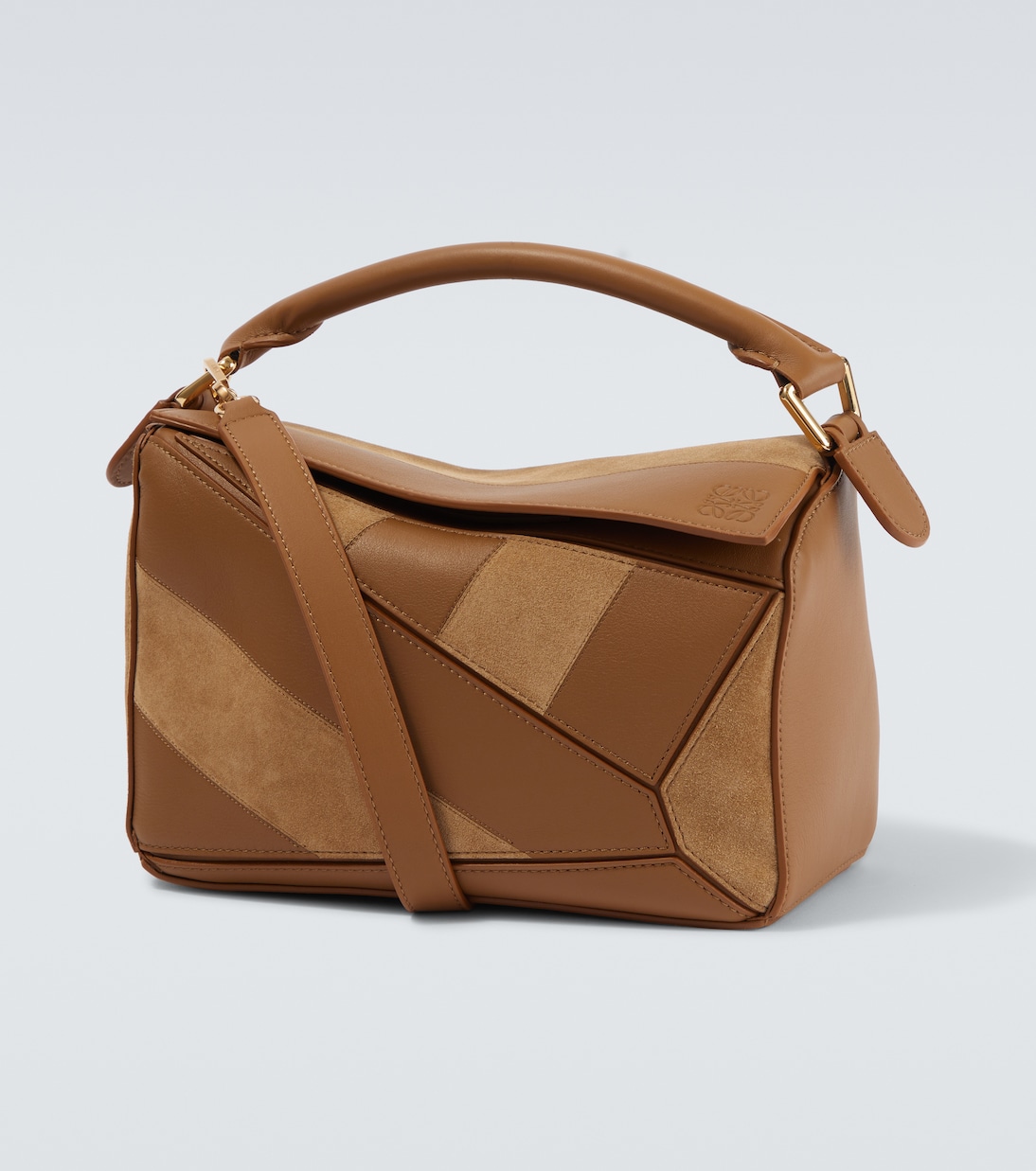 

Маленькая сумка через плечо из кожи и замши Puzzle Loewe, Oak