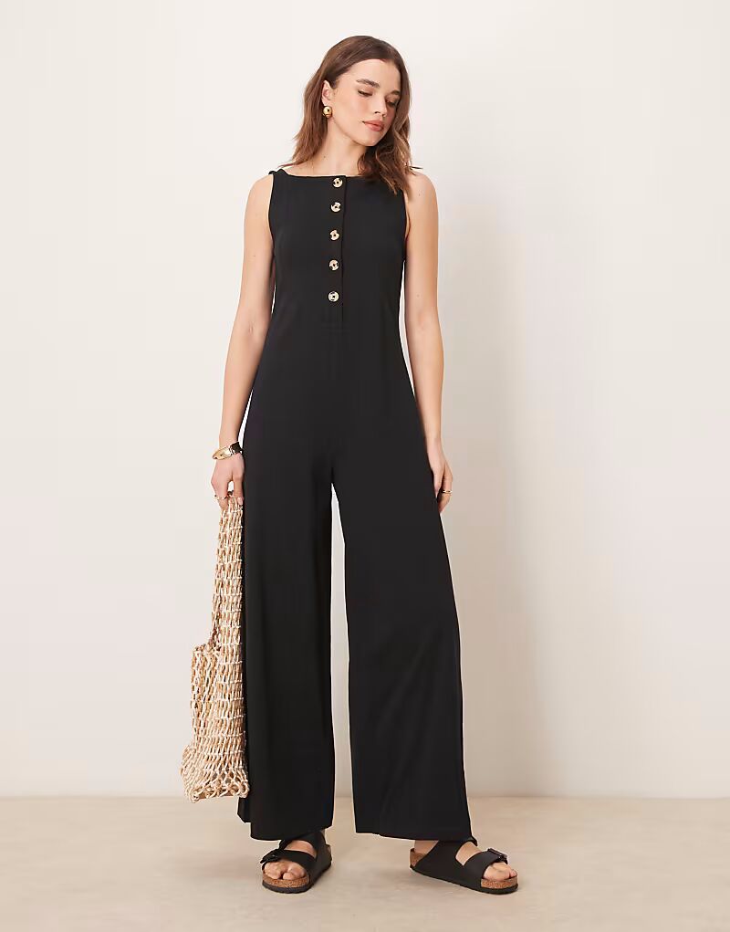 

Комбинезон на пуговицах ASOS DESIGN черного цвета