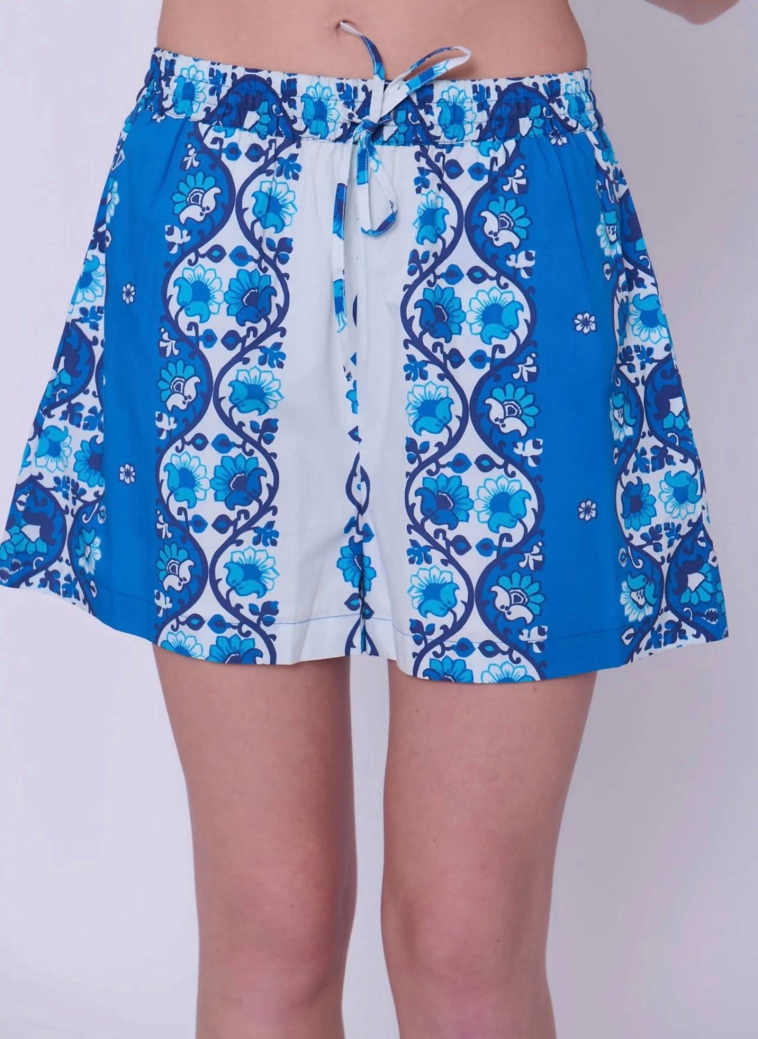 

Бай шорты в принте Линн LOVE THE LABEL, Lynne Print