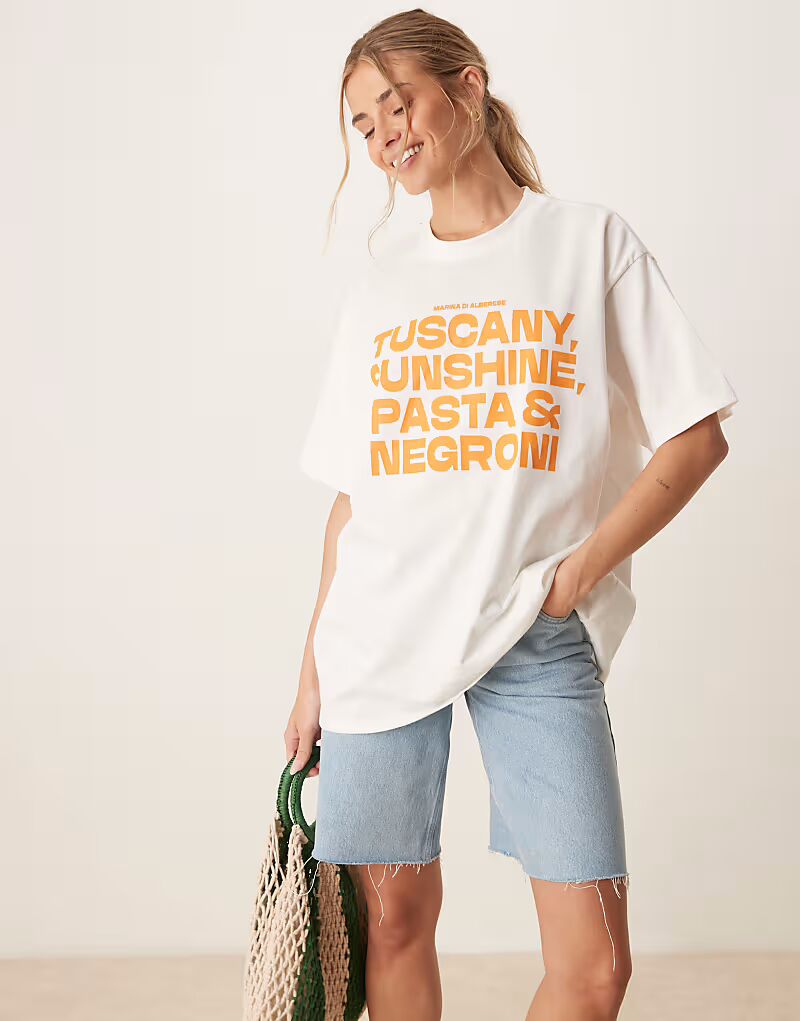 

Футболка свободного кроя ASOS DESIGN с принтом «Тоскана» и «Негрони» кремового цвета