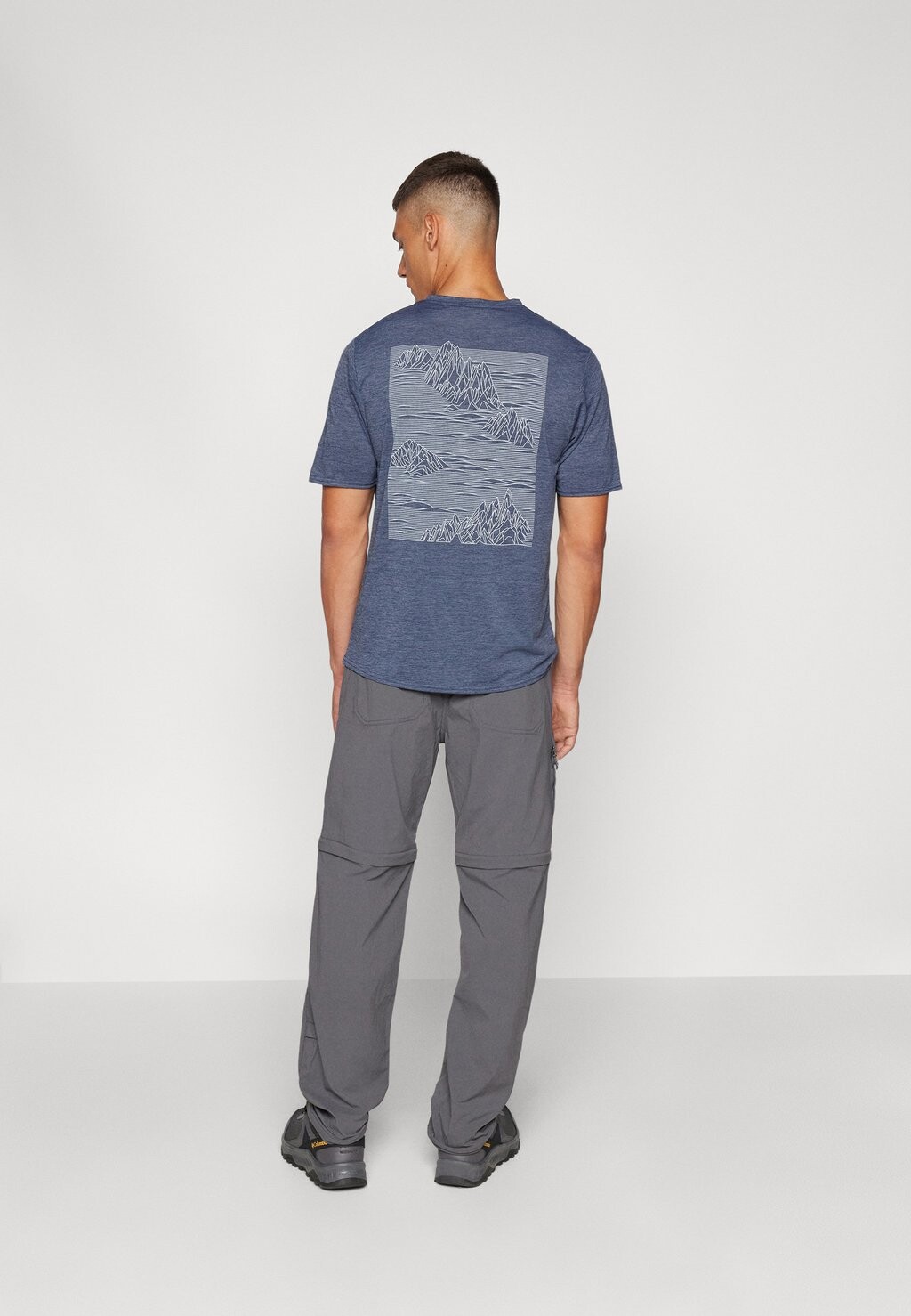 Уличные брюки QUANDARY CONVERTIBLE PANTS Patagonia, серый — фото 4