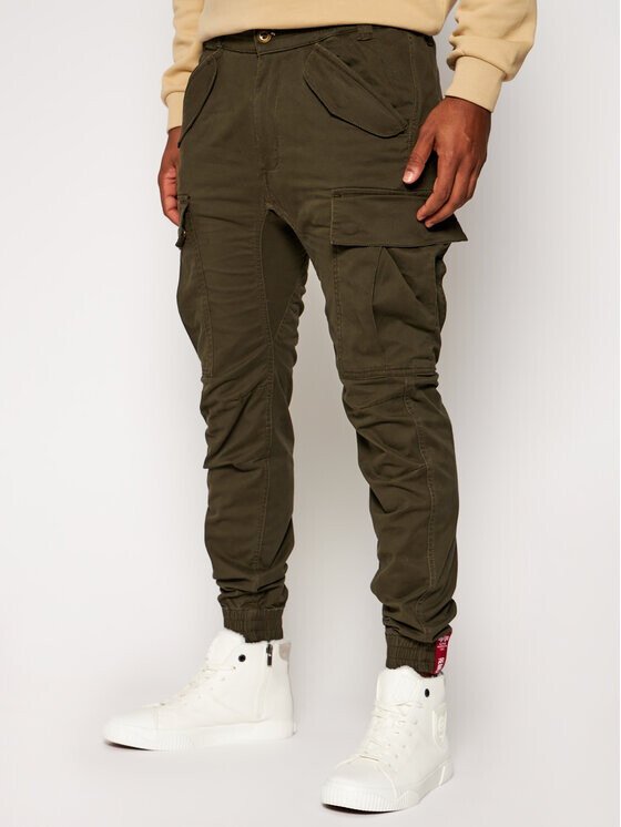 

Джоггеры зауженного кроя Alpha Industries, зеленый