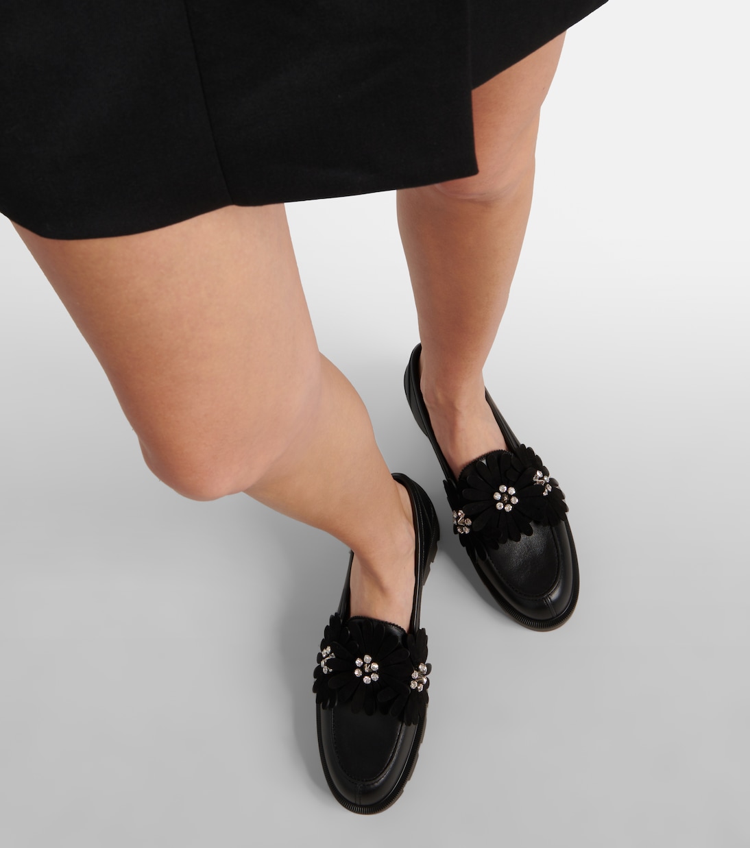 Лоферы Flora Moc из кожи с декоративными элементами Christian Louboutin, Black/ Lin Black — фото 4