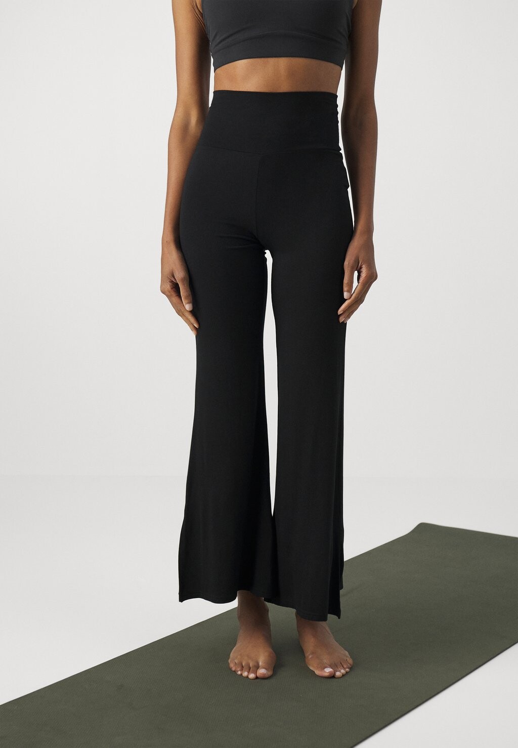 

Леггинсы JAIPUR Yogasearcher, цвет black