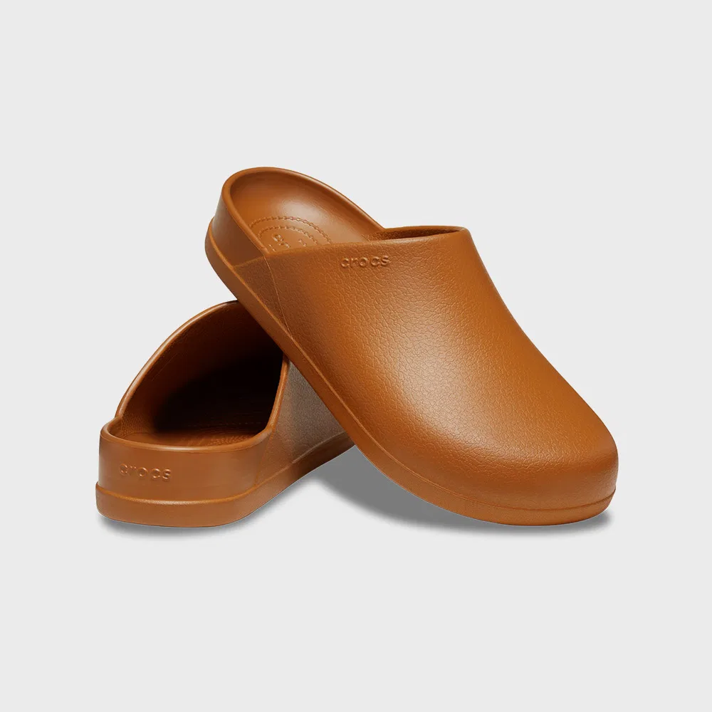 Мужские сабо Dylan Clog цвета cognac от Crocs