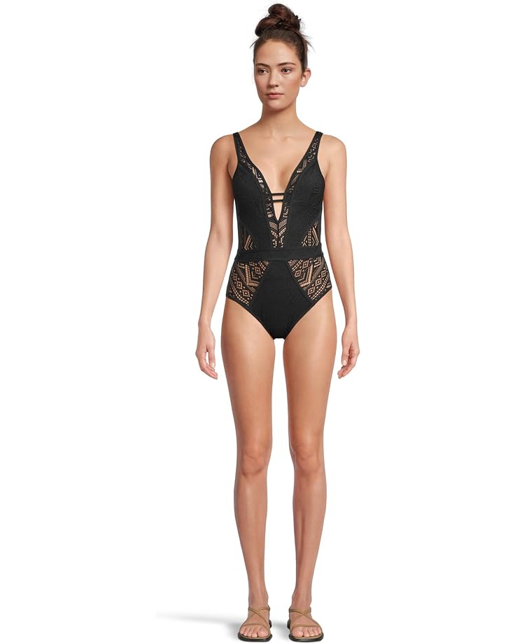 

Купальник BECCA Color Play Crochet Plunge One Piece, черный