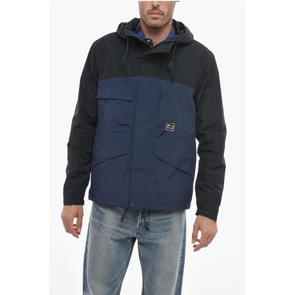 

Двухцветные куртки и пальто из полиамида Woolrich, Bicolor