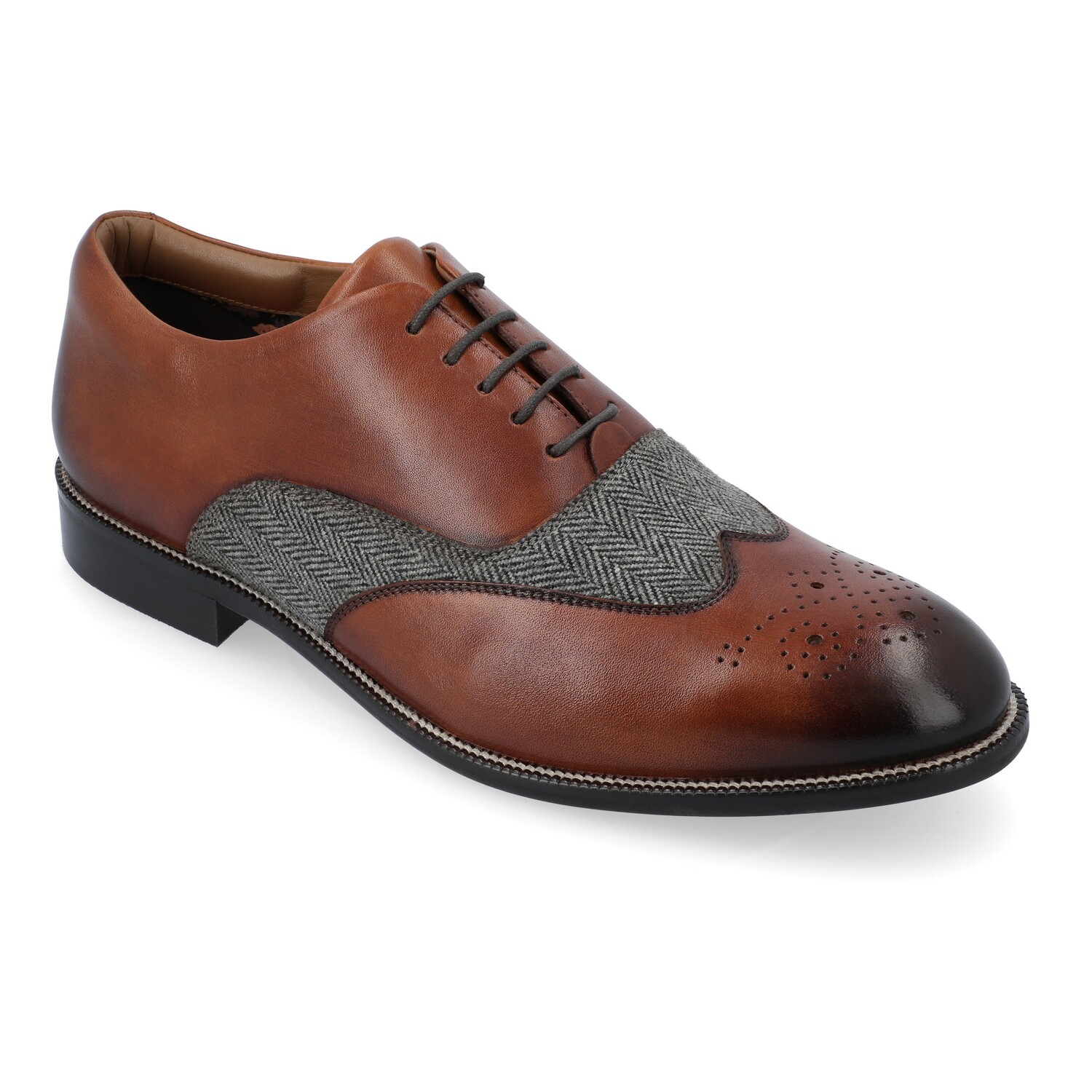 

Thomas & Vine Denzell Wingtip Oxford, цвет Cognac