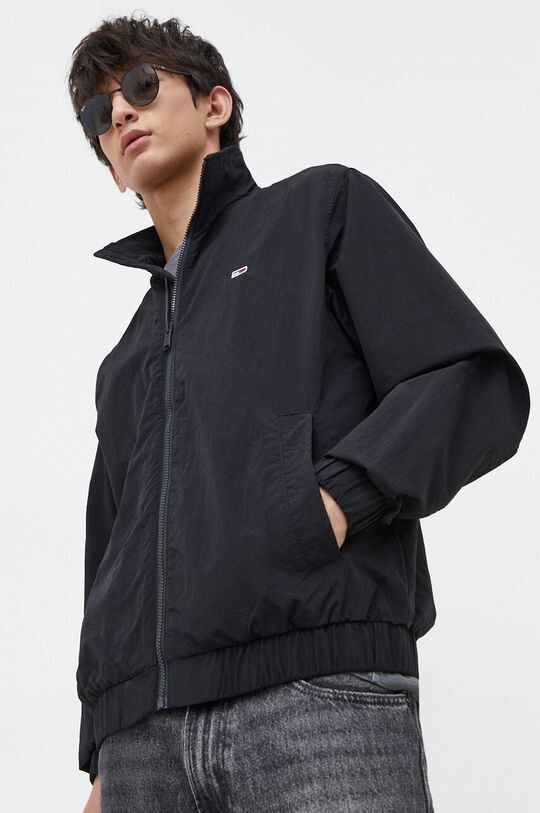 

Куртка Tommy Jeans, черный