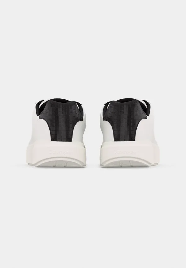 Массивные кроссовки на шнуровке с чашеобразной подошвой. Calvin Klein, Bright White/Black — фото 4