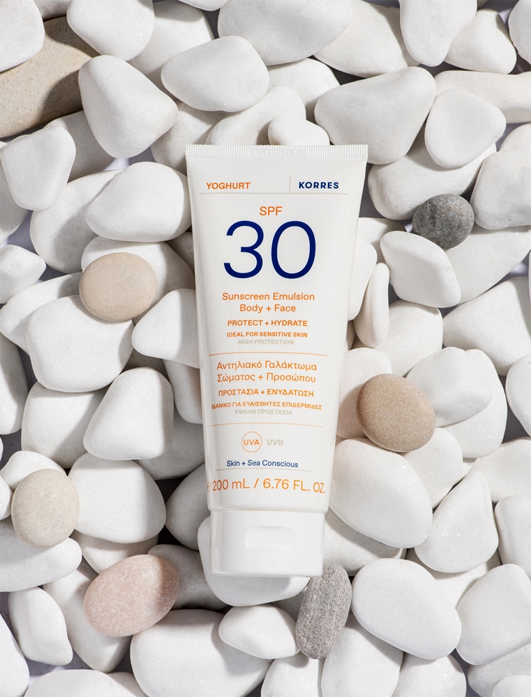 Йогуртовый солнцезащитный лосьон для лица и тела Korres, spf 30 200 мл — фото 3