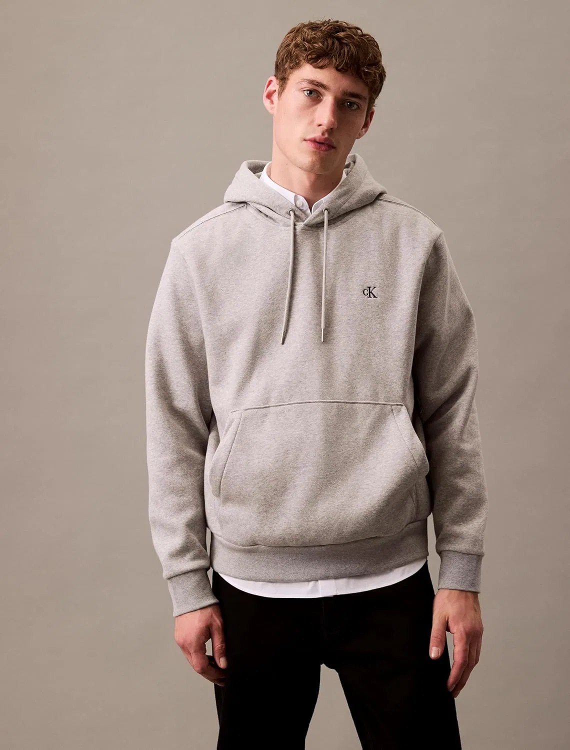 Мужская флисовая толстовка с монограммой от Calvin Klein — фото 4