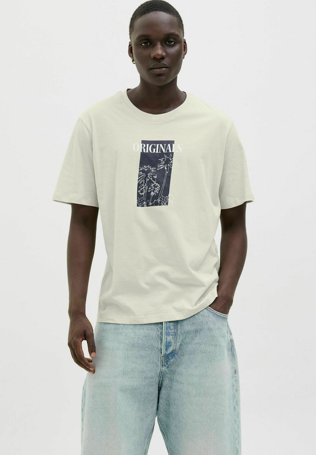 

Футболка с принтом GEDRUCKT RUNDHALSAUSSCHNITT Jack & Jones, серый
