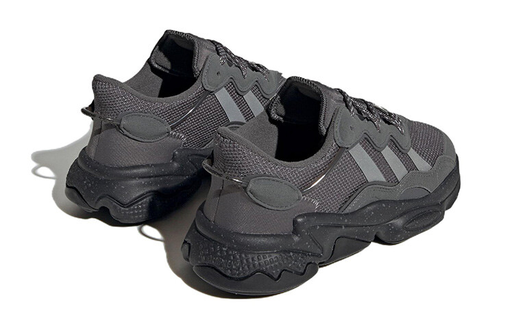 Adidas originals Ozweego Kids Lifestyle кроссовки GS — фото 4
