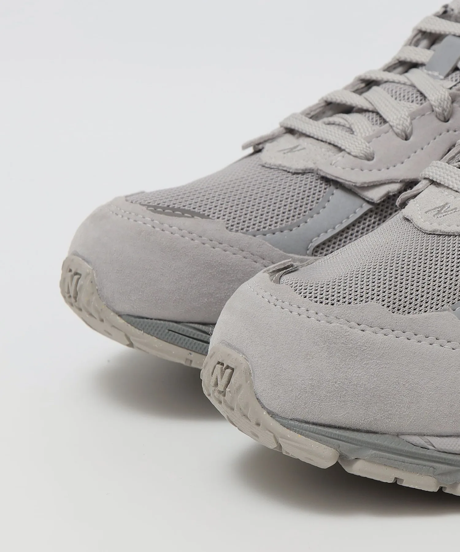 Мужские кроссовки с Gore-Tex 2002R Decon New Balance серые — фото 3