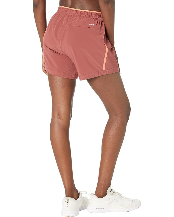 

Шорты Saucony Outpace 5" Shorts, цвет Apple Butter