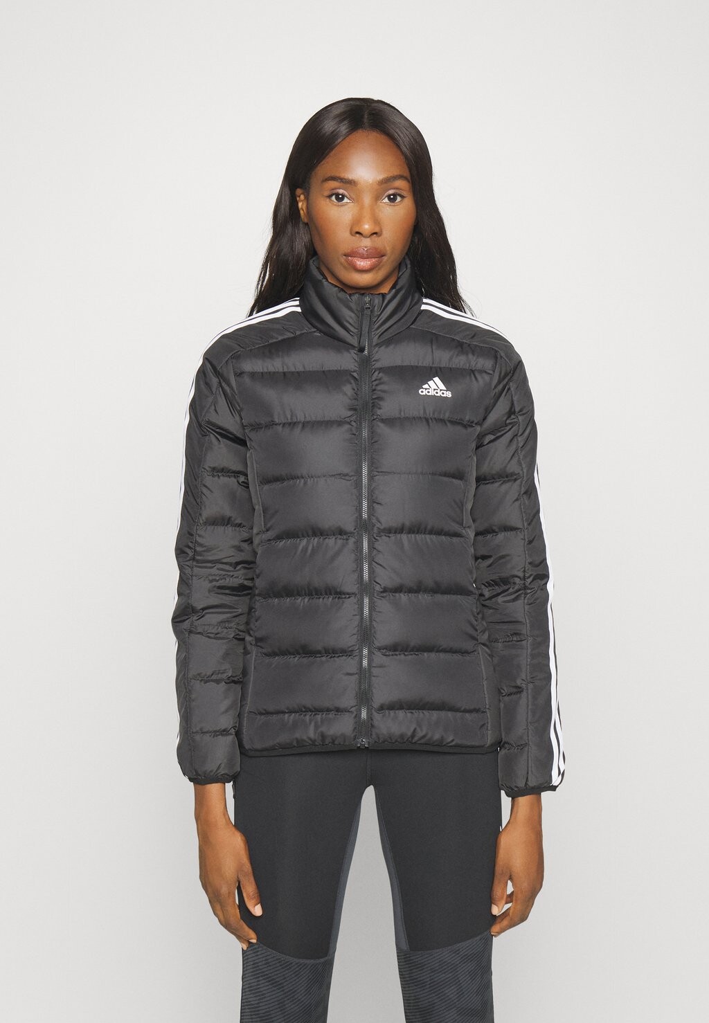 

Пуховик W ESS 3S L D adidas Sportswear, черный