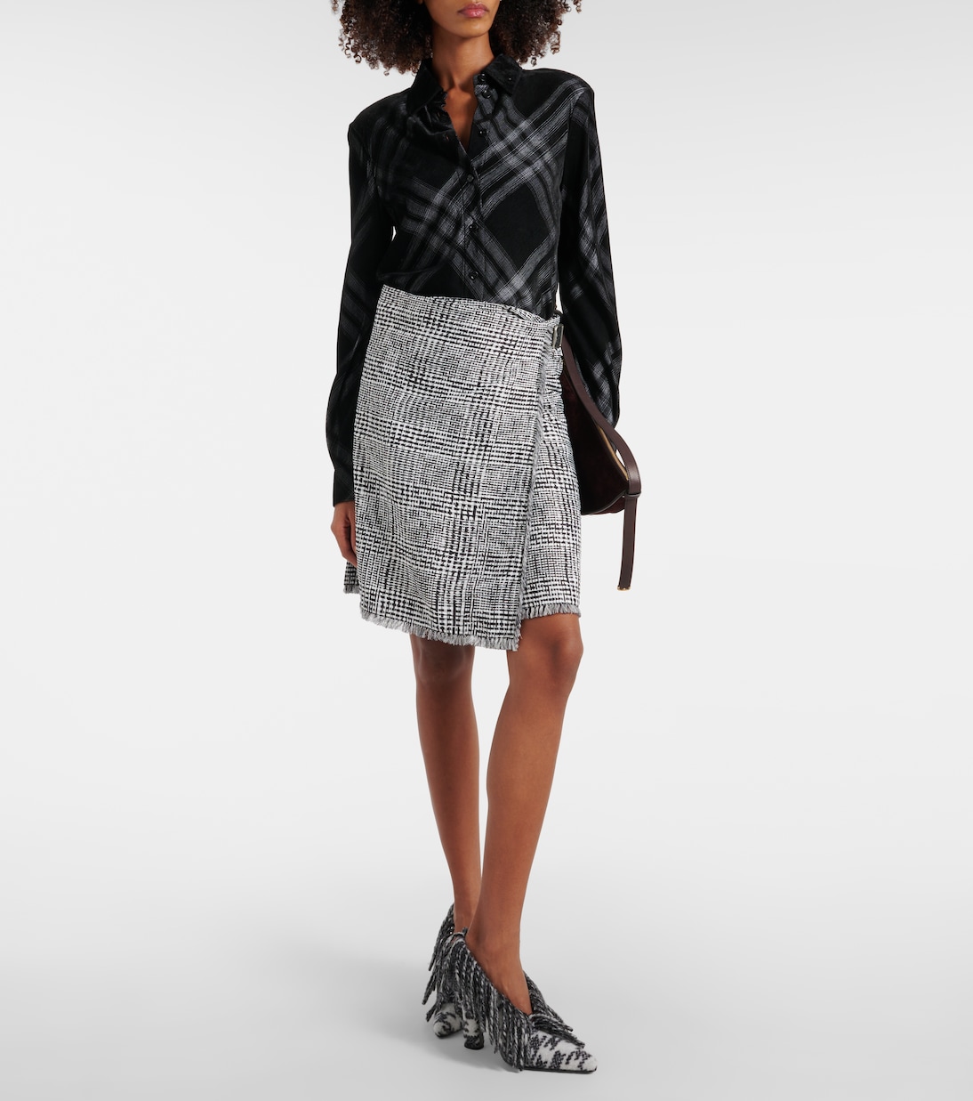 Туфли-лодочки из шерсти с бахромой Sweep 100 Burberry, Black Ip Chk — фото 2