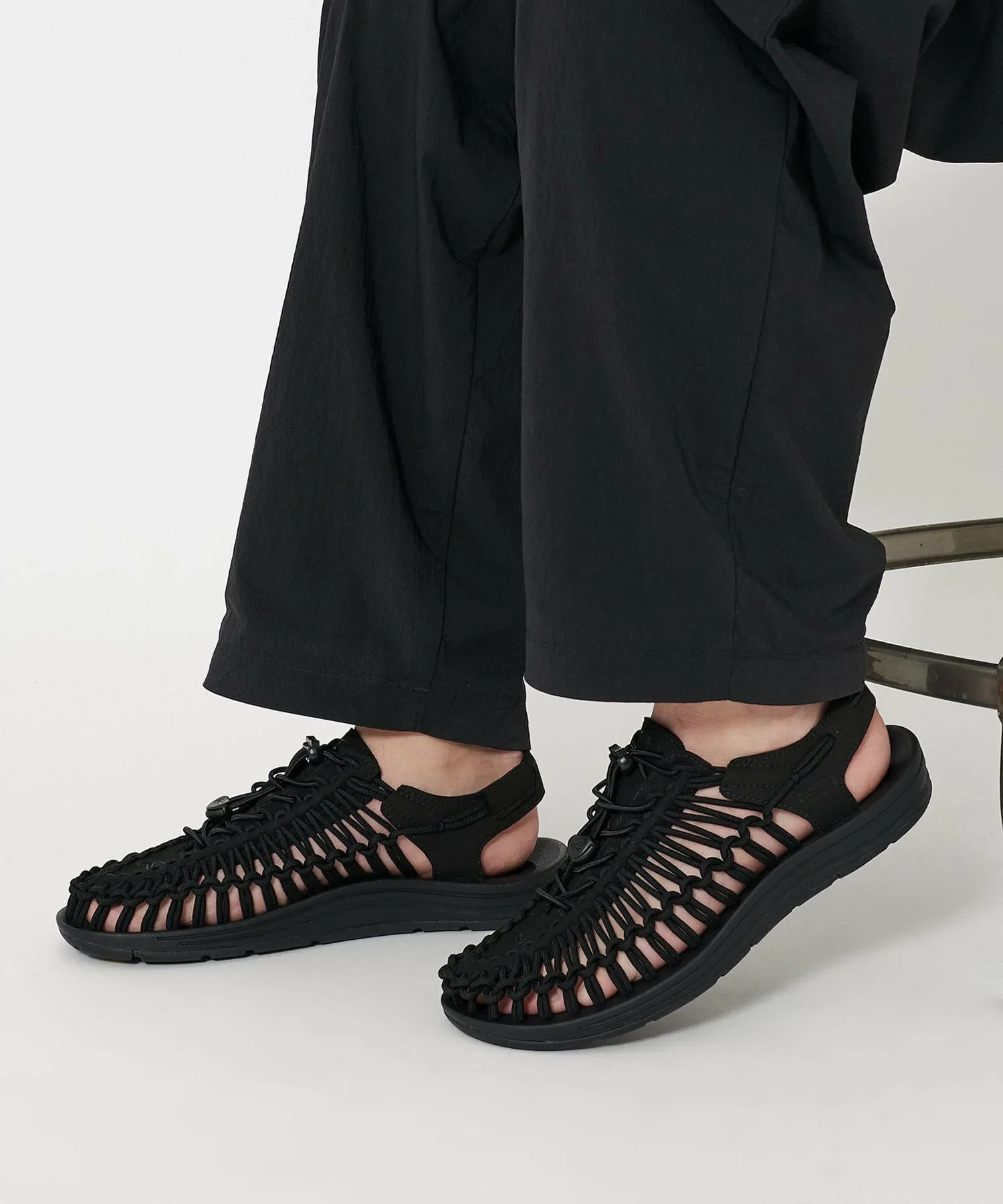 Уникальные сандалии Beauty&Youth United Arrows, Black