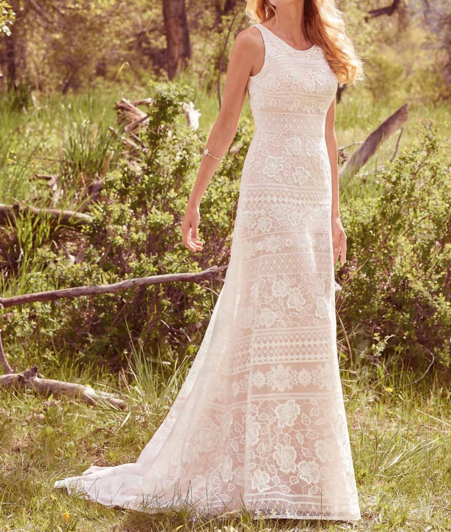 

Свадебное платье Danielle цвета слоновой кости/румян Maggie Sottero