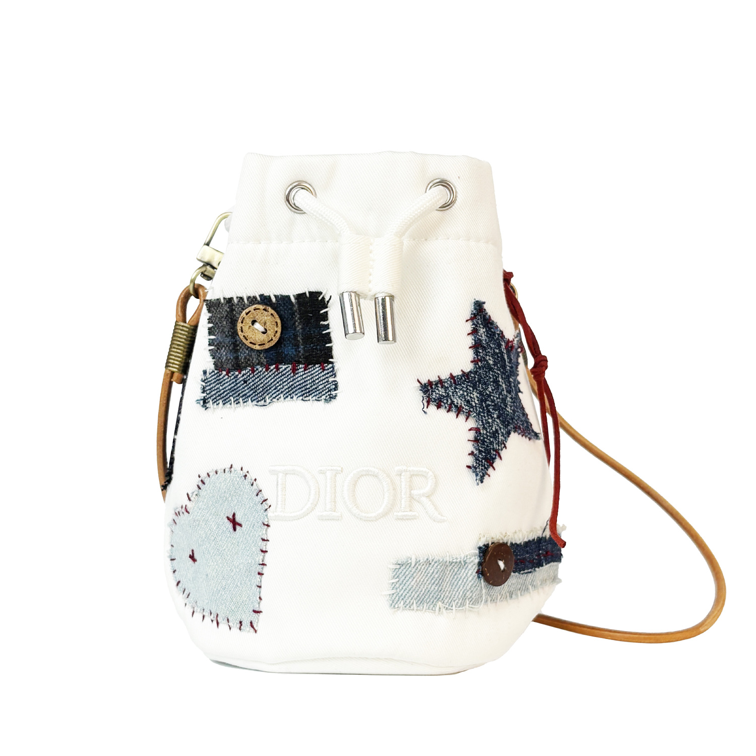 

Косметички и сумки для туалетных принадлежностей унисекс DIOR