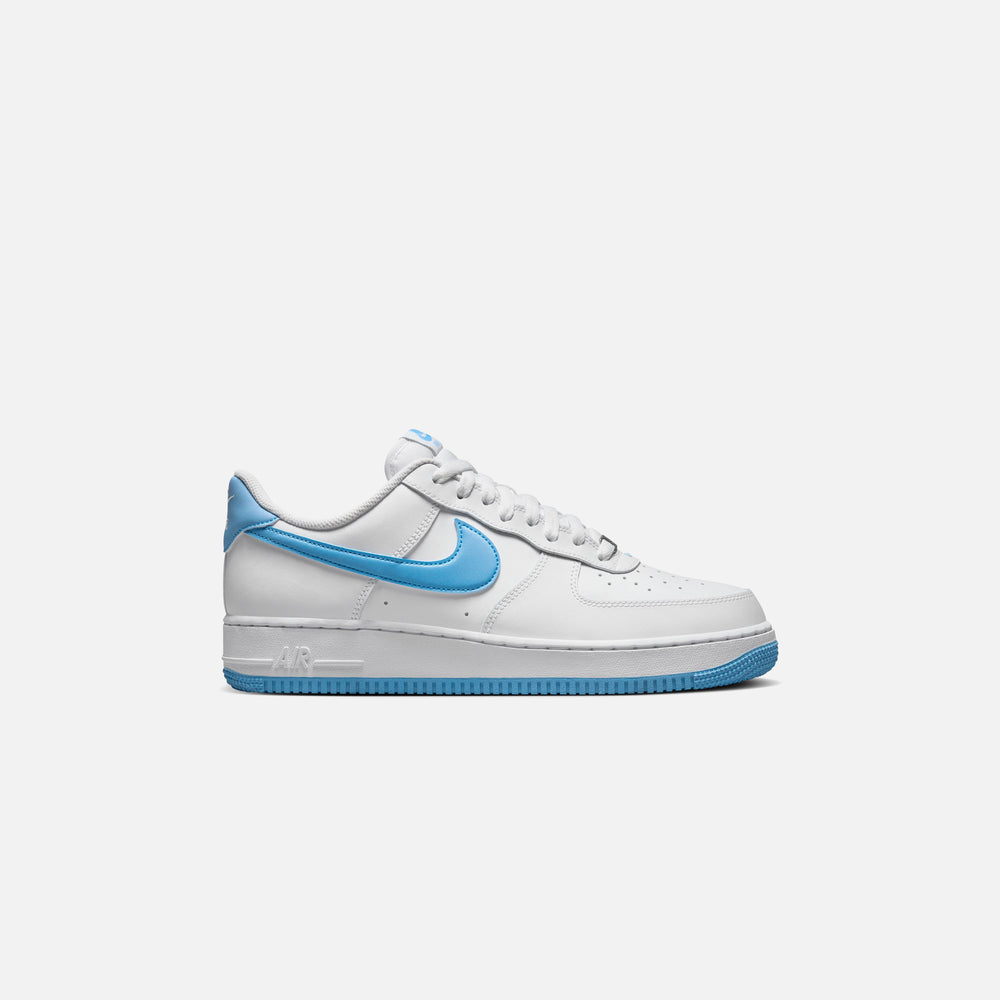 

Кроссовки Nike Air Force 1 '07, цвет White/Aquarius Blue/White
