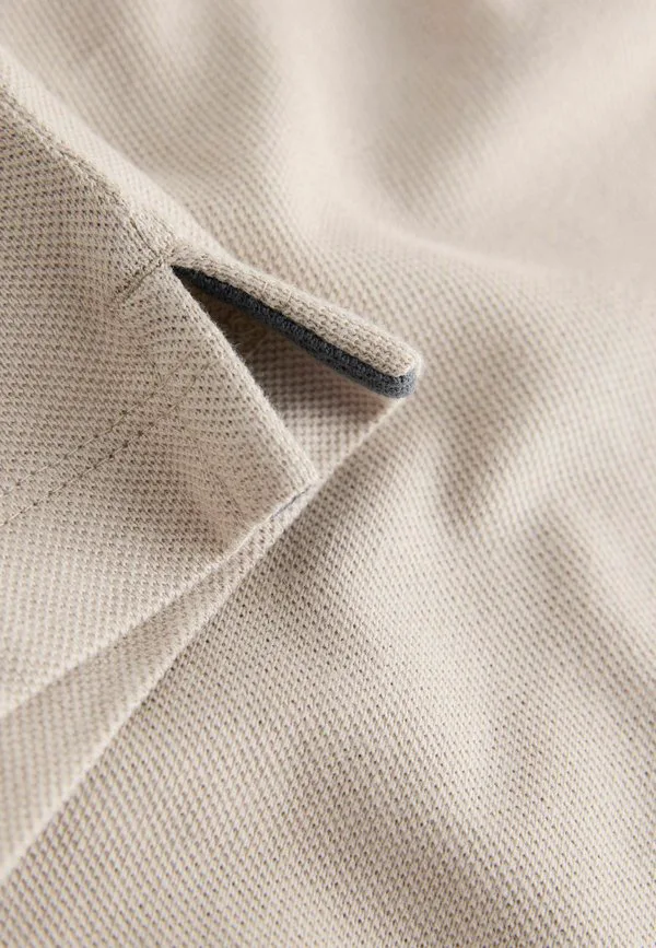 

Однотонная стандартная рубашка поло с коротким рукавом Next, Stone Bear