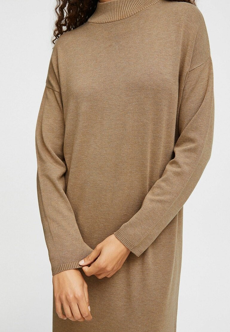 

Платье-джемпер MMMORLA TURTLENECK b.young, коричневый