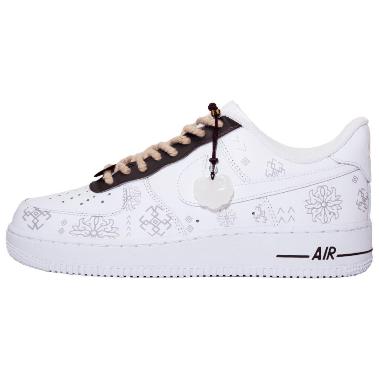 Женские скейтерские кросcовки Nike Air Force 1 Low с усиленной поддержкой, амортизацией, устойчивостью к истиранию и балансом в бело-коричневом цвете, цвет White Brown
